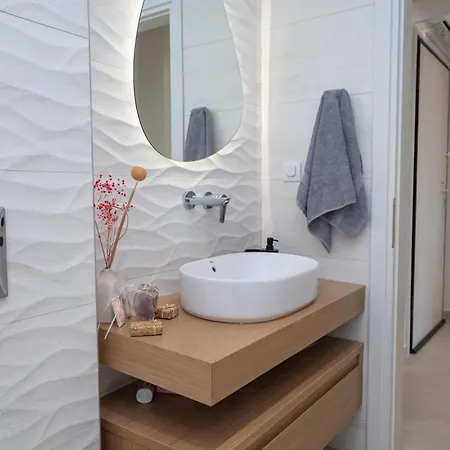 Casa John Kos Zipárion
